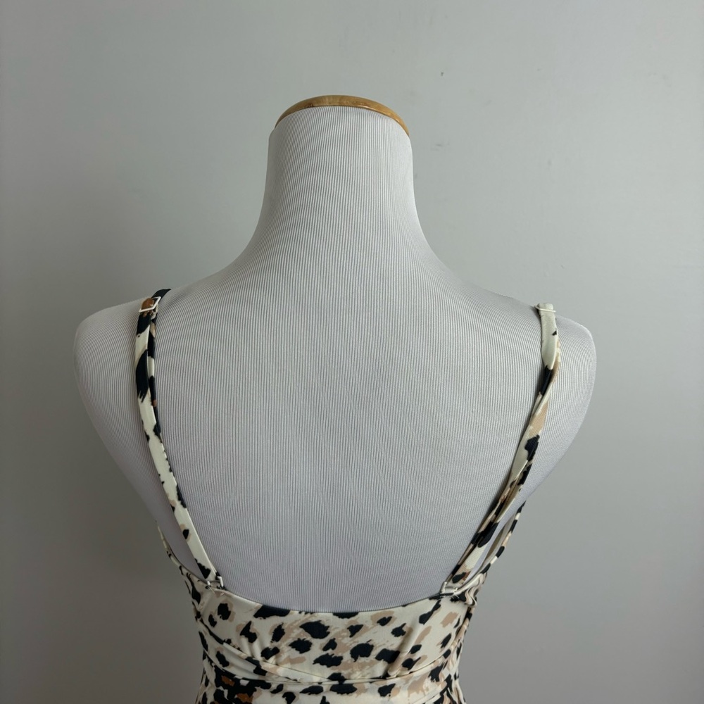 AERIE Leopard Wrap One Piece Swimsuit Size Medium - Picture 9 of 11